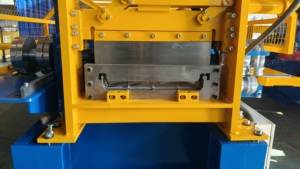 Macchina per la Formatura di Pannelli in Alluminio e <span class=keywords><strong>Lamiera</strong></span> Metallica, Profilatrice per Tetti in Acciaio con Giunti Verticali, Prezzo di Vendita - Product Image 4
