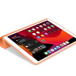 Étui en TPU souple ultra fin résistant aux chocs avec fonction de mise en veille et de réveil automatique pour <span class=keywords><strong>iPad</strong></span> 10.2 2020 2021 7ème 8ème <span class=keywords><strong>9</strong></span>ème génération - Product Image 4