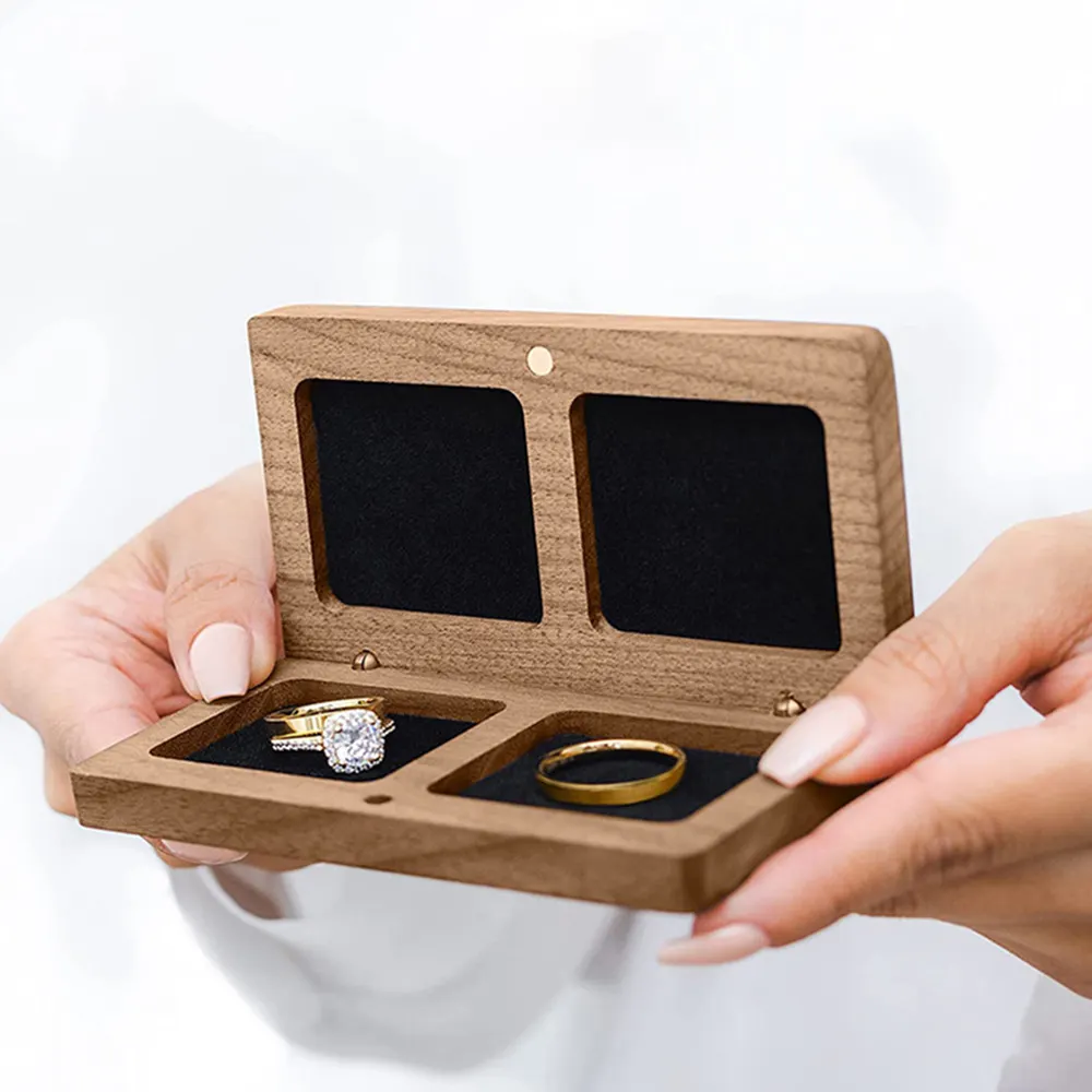 Hot Selling Sieraden Case Twee Compartimenten Walnoot Hout Kist Opbergkoppel Ringen Earring Houten Ring Box