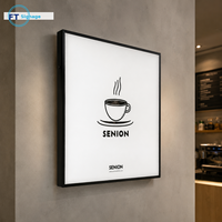 Afficheur LED ultra-plat pour affiches, cadre à ouverture frontale en acrylique et aluminium, idéal pour les menus de boulangeries, cafés et publicités de détail.
