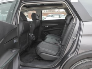 <span class=keywords><strong>Blanc</strong></span>, Gris, Noir, <span class=keywords><strong>Peugeot</strong></span> <span class=keywords><strong>5008</strong></span> Édition Internationale 2026, 8AT, CCS, Toit Ouvrant Panoramique, Sièges Électriques, Caméra 360°, SUV 5 Portes 5 Places - Product Image 5