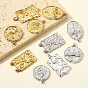 จี้รูปหัวใจ ดาว และพระจันทร์ สไตล์ยุโรปอเมริกัน HB662 ทำจากสแตนเลสสตีล สำหรับผู้หญิง สร้อยคอรูปดวงอาทิตย์ เครื่องประดับสแตนเลสสตีล - Product Image 3