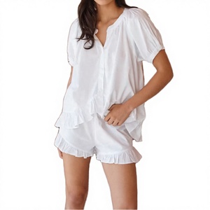 Ensemble de détente en coton blanc pour femmes, haut à manches courtes et col en V avec short à volants, vêtements de nuit décontractés d'été - Product Image 3