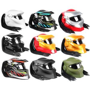 ユニークなオートバイコスチュームプレデターヘルメットフルフェイスアイアンウォリアーフリップアップクールヘルメットモトLEDスポットライト付き - Product Image 2