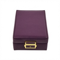 Boîte à bijoux en cuir PU violet avec miroir intégré, doublure en velours crème, fermeture métallique, logo personnalisé pour le rangement de bijoux à domicile ou l'emballage cadeau