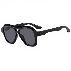 Kedun Double Beam Big Frame UV400 Protection Women's Square Sunglasses 2024 New Retro Fashion European American Style Instagram - Product Image 5