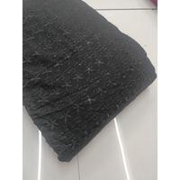 Tissu Georgette Schiffli décoratif de qualité supérieure avec broderie de style dentelle complexe pour les collections de mode féminine en vente