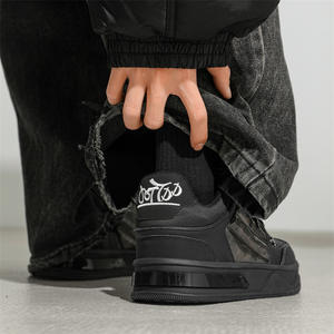 รองเท้ากีฬาลำลองพื้นหนา รุ่นใหม่ปี 2026 แฟชั่นสไตล์คู่รัก รองเท้าสเก็ตบอร์ดพร้อมระบบรองรับแรงกระแทก - Product Image 2