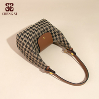Sac à Main Personnalisé Polyvalent pour Femmes, Nouveau Design Estival, Sac Tricoté Tendance, Sac à Bandoulière Unique