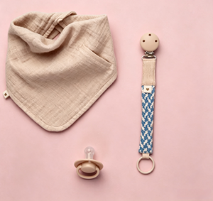 Offre Spéciale : Nouveaux Designs de Clips de Sucette et Bavoirs pour Bébé en Ruban, et Attache-Sucette pour Bébé – Design Intéressant et Tendance - Product Image 3