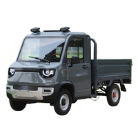 Camion électrique entièrement fermé, véhicule à quatre roues à énergie nouvelle pour une capacité de chargement domestique rapide et pratique