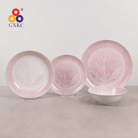 Ensemble d'assiettes en grès céramique Vaisselle 4 pièces Chargeur de plats de service avec assiettes latérales de 8 pouces de couleur rose pour un usage domestique quotidien