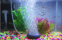 Aérateur d'oxygénateur à énergie solaire silencieux avec tuyaux d'air et pierres à bulles pour aquarium d'étang de réservoir de poissons
