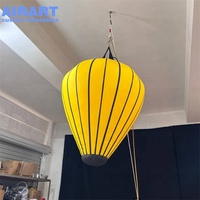 Lanterne gonflable jaune suspendue sur mesure, lanterne gonflable lumineuse à LED pour la publicité, les événements et les décorations
