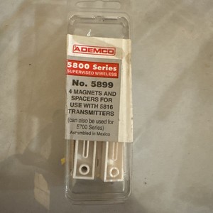 <span class=keywords><strong>Ademco</strong></span> / No. 5899 Juego de 4 Imanes, Separadores, etc. para Transmisores 5816, Nuevos y Originales con un Año de Garantía - Product Image 1