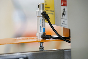 Enchapadora de Cantos CNC para Muebles de Madera con Funciones de Fresado Previo y Pulido, Motor de Encolado Automático para Producción de MDF - Product Image 2