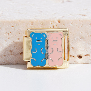 Vente en gros de bracelet à breloques italiennes en plaqué or 18 ct, bracelet à breloques en acier inoxydable avec dessin animé mignon et lettre italienne, bracelet à breloques en or - Product Image 6