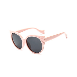 White Retro Polarized Sunglasses for Kids Girls and Boys Fashionable <strong>Baby</strong> Shades with PC <strong>Frame</strong> and Tac Lenses Cute Sun <strong>Glasses</strong> - Product Image 3