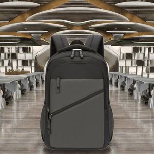 Sac à dos antivol de luxe personnalisé de haute qualité pour homme, grande capacité, imperméable, avec port USB, doublure en polyester, idéal pour l'école et le travail. - Product Image 4