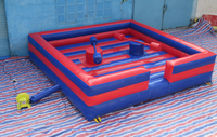 Arène de joute gonflable rayée rouge et bleue, ensemble complet avec gants, casques et lances gonflables en PVC pour jeux de combat