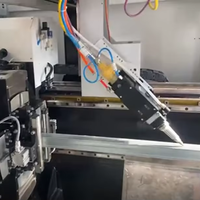 Nouvelle machine de découpe laser à fibre CNC 5 axes de haute qualité, 9 mètres, avec support DWG, chargement semi-automatique et découpe à biseau de 45 degrés