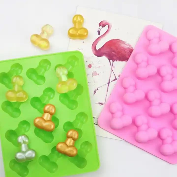 Using Silicone Ice Cube Trays for Resin