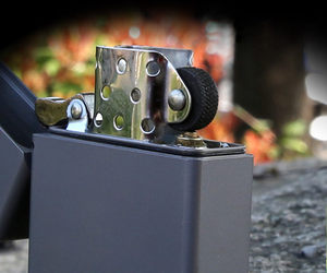 JXT <span class=keywords><strong>ค</strong></span>ุณภาพสูง EDC <span class=keywords><strong>ไท</strong></span>เทเนียมไฟแช็กกันลมและไฟแช็กสําหรับตั้งแคมป์และเดินป่า - Product Image 5