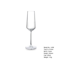 Verre à champagne exquis de 235 ml pour souvenirs de mariage, événements nuptiaux et programmes de cadeaux personnalisés, base robuste pour les mariages sur yacht