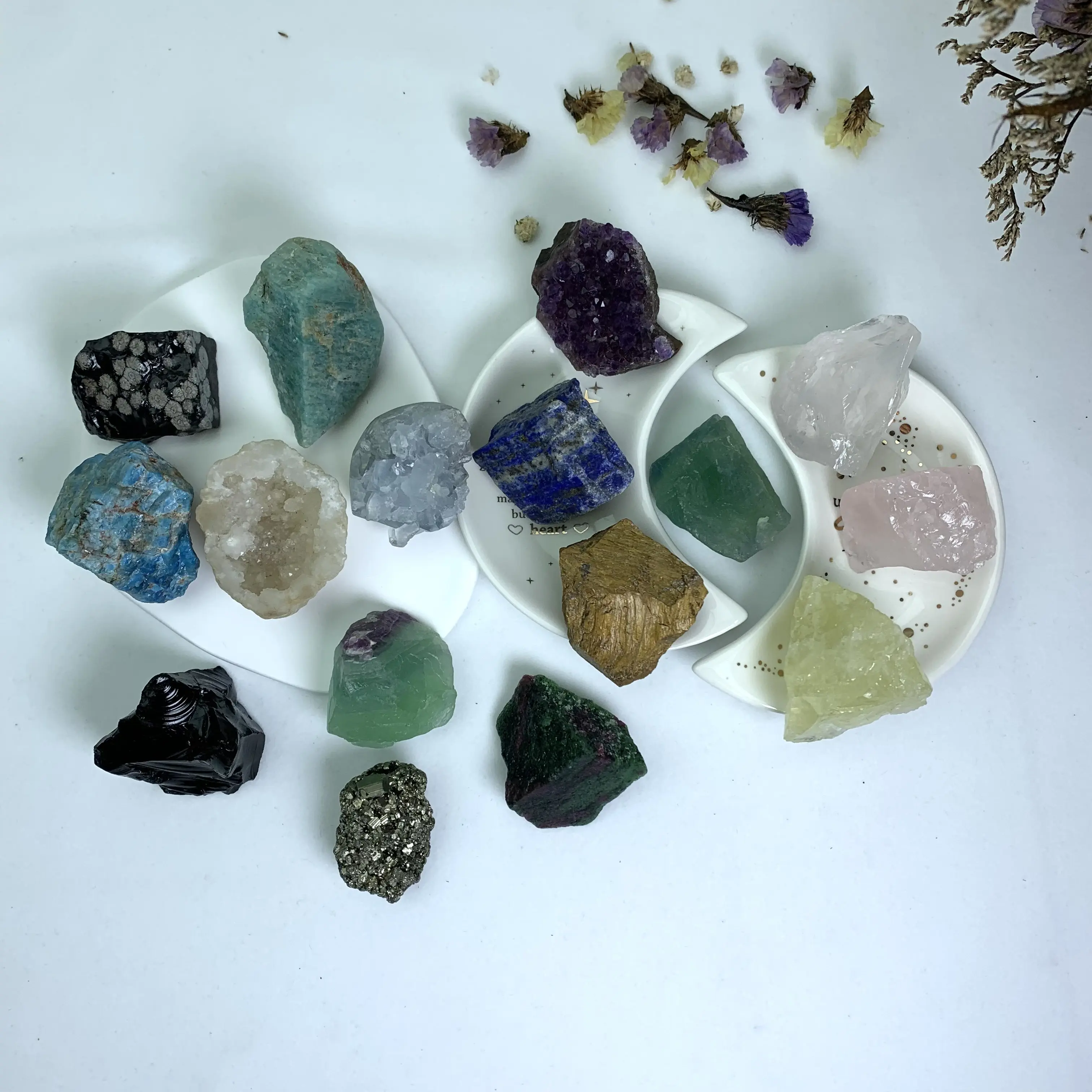 Nouveau design naturel 7 chakras cristaux pierre brute méditation ensemble cristaux guérison pierre boîte ensembles pour cadeau