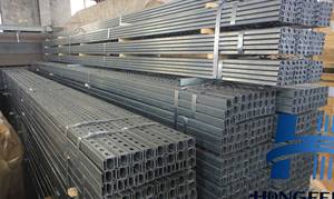 Canal C fendu en acier Plateau de canal de jambe de force en C en acier galvanisé avec produit de trous - Product Image 6