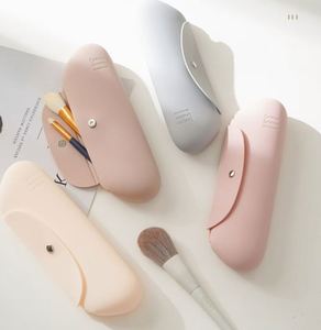 Fashion Eco-Friendly Modern <b>Silicone</b> Cosmetic Bag Makeup Brush Holder Travel-Friendly Waterproof Cosmetic Organizer Makeup <b>Tools</b> - Product Image 1