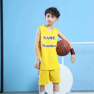 热卖便宜优质定制标志儿童篮球球衣套装足球服西装男孩快干球衣制服