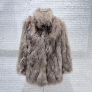 Manteau en fourrure de raton laveur sur mesure, couleur <span class=keywords><strong>camel</strong></span> clair, à manches longues, <span class=keywords><strong>veste</strong></span> en fourrure véritable avec boutons recouverts pour le froid - Product Image 1