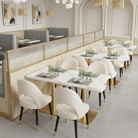 Ensemble table et chaises de restaurant JEILI en marbre moderne avec base en métal pour café, pâtisserie, projets de restauration commerciale