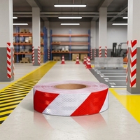 Cinta Adhesiva Reflectante Antideslizante de Acrílico para Escaleras, Rampas, Pasillos y Pisos Industriales