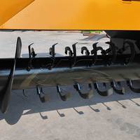 Retourneur de compost à grande largeur pour une compostation efficace des déchets organiques dans les usines de production d'engrais