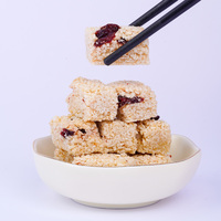 Saludable dulce comida de ocio a granel Kumquat maní crujiente caramelo crujiente nueces mordeduras sésamo arándano caramelo varias barras de nueces disponibles