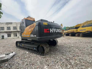 Hyundai 220LC-9S Máquina excavadora usada de 22,5 toneladas con motor de núcleo y caja de cambios Excavadora hidráulica de segunda mano sobre orugas Venta al contado - Product Image 6