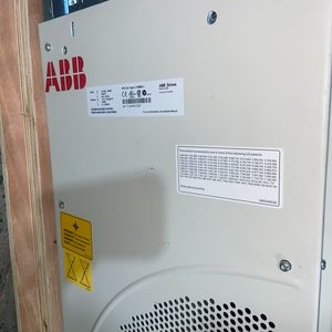 ACS800-04-0260-3+D150+E208+J400+K451+L503+P901 อินเวอร์เตอร์ความถี่ ACS800 ซีรีส์ 400-480V สามเฟส สำหรับ PLC - Product Image 2