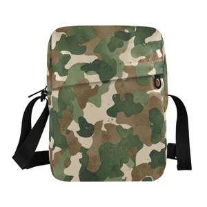 Bolsos Bandolera Cruzados de Camuflaje Verde Personalizados al por Mayor con Material Duradero, Bolsos de Hombro Casuales y Modernos para la Escuela - Product Image 1