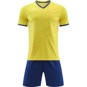 Spécialisés dans les uniformes de football complexes, la personnalisation n'est pas difficile – il s'agit juste de posséder la bonne mentalité. - Product Image 5