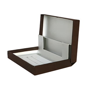 Boîte cadeau rigide marron personnalisée avec inserts blancs, design gaufré, logo personnalisé - Petite boîte d'expédition et de cadeaux pour électronique et bijoux - Product Image 2
