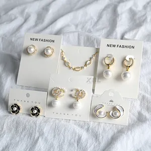 Set anting-anting tag kardus, logo kustom personalisasi perhiasan set-anting kemasan kertas tampilan pemegang papan kartu/