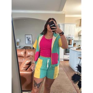 Conjunto Deportivo de 2 Piezas para Mujer, Estilo Color Block de los 80, Chaqueta Ligera con Cierre y Pantalones Cortos Transpirables, Atuendo de Verano - Product Image 4