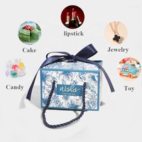 Petit emballage en papier kraft de luxe Boîte à bonbons de mariage imprimée personnalisée avec doublure en éponge Cadeau de porte de fête pour les invités