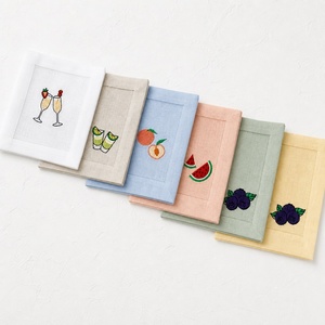 Serviettes de cocktail en lin 100% brodé sur mesure, tissu français de luxe biologique pour hôtels, serviettes en lin biologique de luxe - Product Image 6
