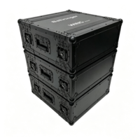 Flight case OEM/ODM Wing Rack 4U empilable tout noir avec couvercles avant/arrière étanches IP67 et 4 pieds en caoutchouc