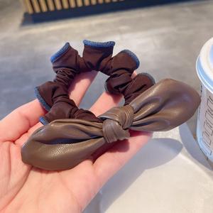 Nouveaux chouchous oreilles de lapin 2026, noirs, personnalisés, style coréen, pour femmes, avec ruban court en similicuir, accessoires pour cheveux - Product Image 4