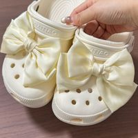 Fleurs de chaussures en tissu caoutchouté en forme de nœud et de croix, pièces de boucles à clipser, ornements DIY, décorations pour empeignes de pantoufles, mode et durables