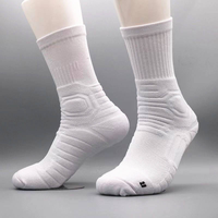 Chaussettes de sport de basketball personnalisées en coton brodé, épaisses, avec semelle en tissu éponge, respirantes, à compression, à côtes, pour hommes
